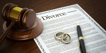 best Divorce Lawyers in new delhi
