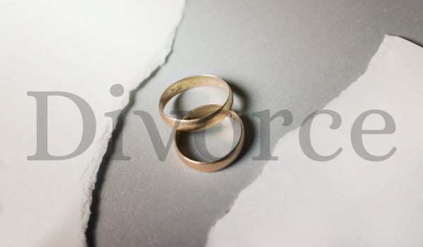 How a Divorce Lawyer Can Protect Your Rights